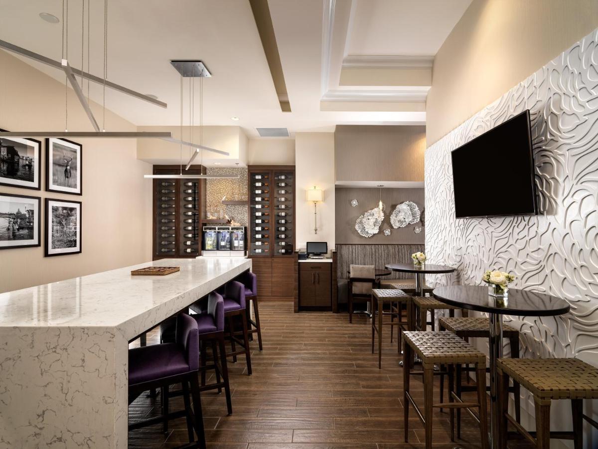 Victoria Marriott Inner Harbour Exterior foto